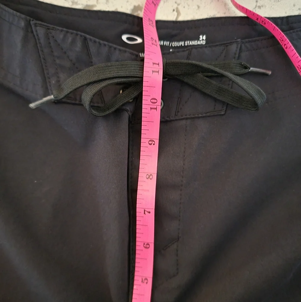 Oakley ellipse 34